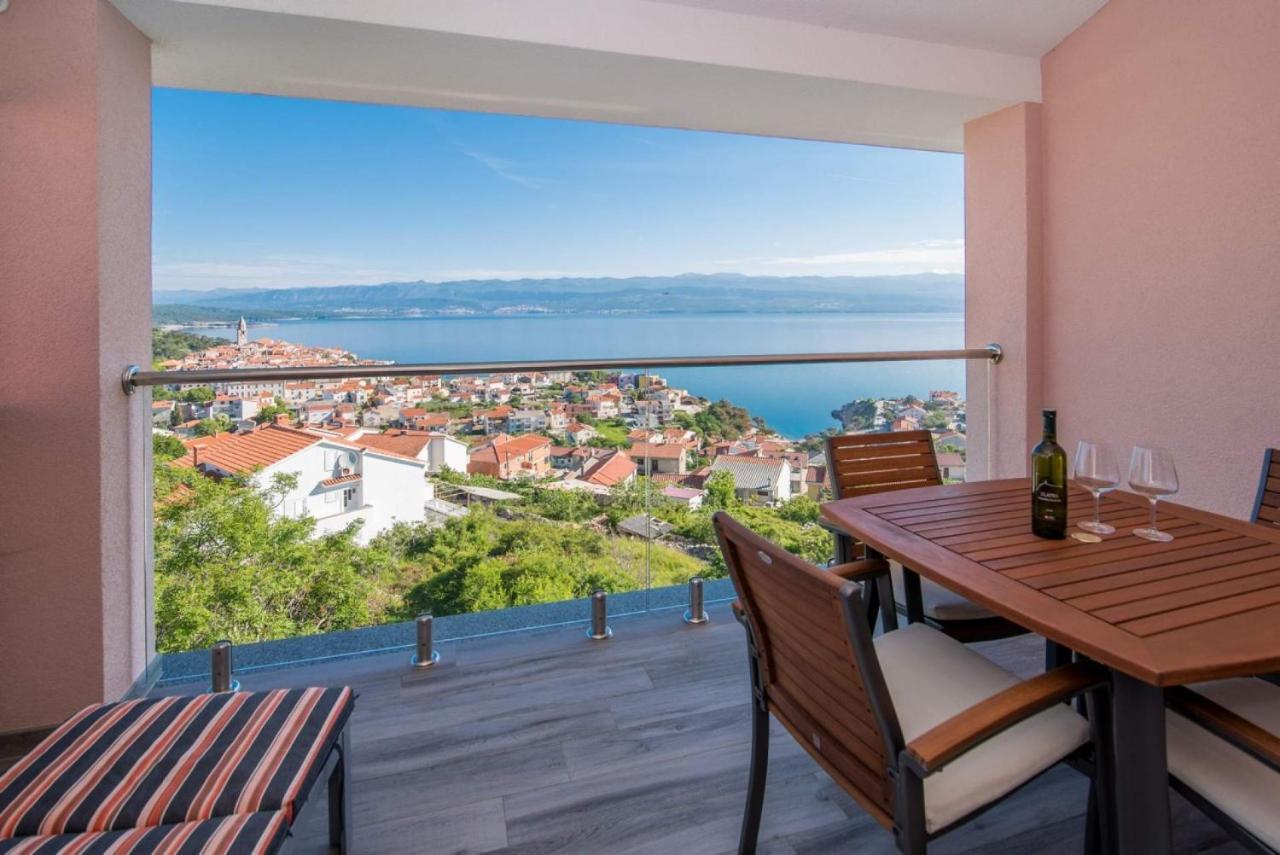Apartman Zoe Vrbnik Exterior foto